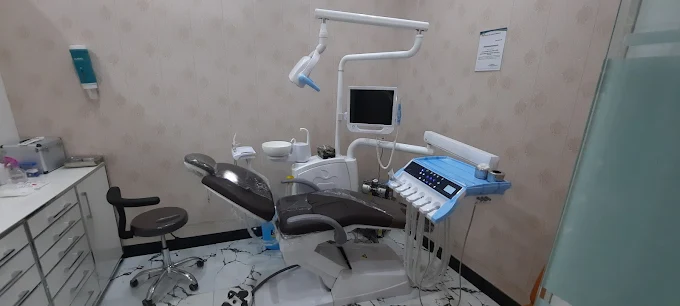 Inside Imran Dental Clinic